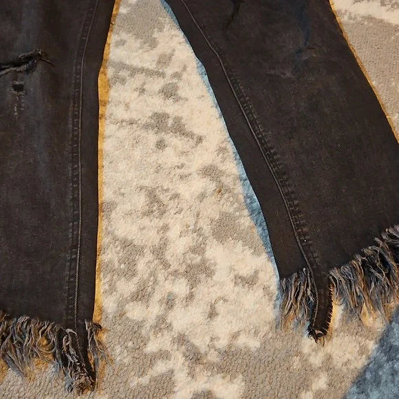 Free People Black Raw Hem Size 30 - Picture 4 of 5